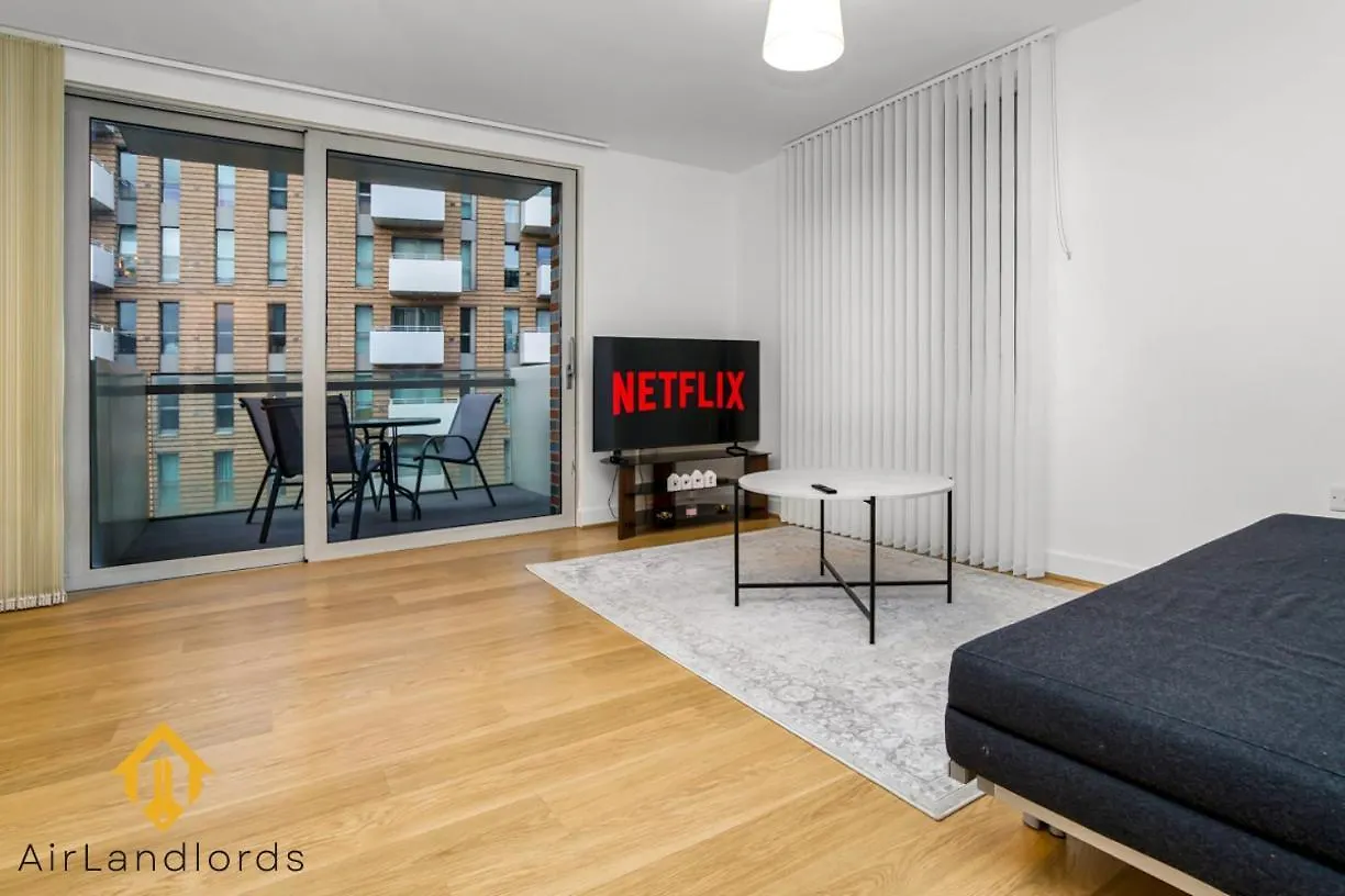 Exclusive 2 Bedroom Flat In Bromley By Bow London 0*,  United Kingdom